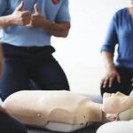 Die lebensrettende Bedeutung von Wiederbelebungspuppen